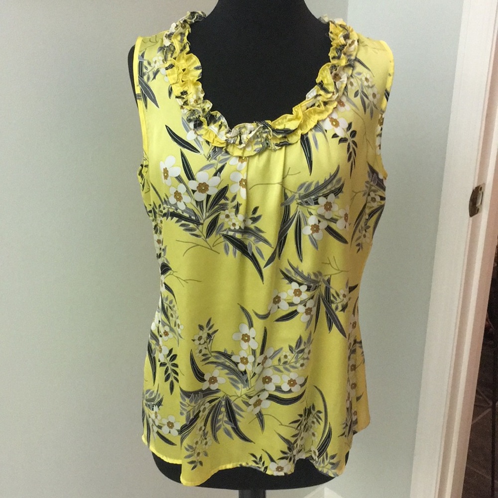 Yellow sleeveless blouse
